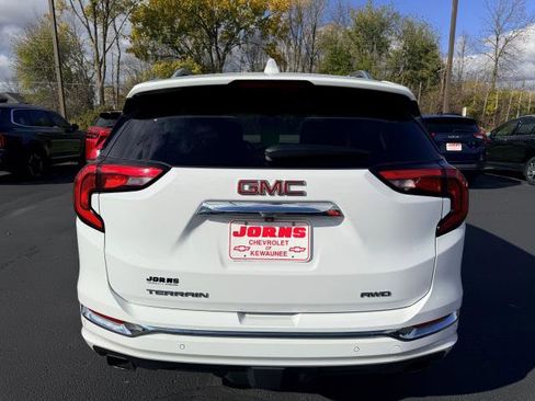 Used 2019 GMC Terrain Denali image 4