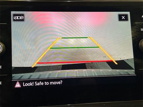 Certified 2024 Volkswagen Tiguan SE R-Line image 26