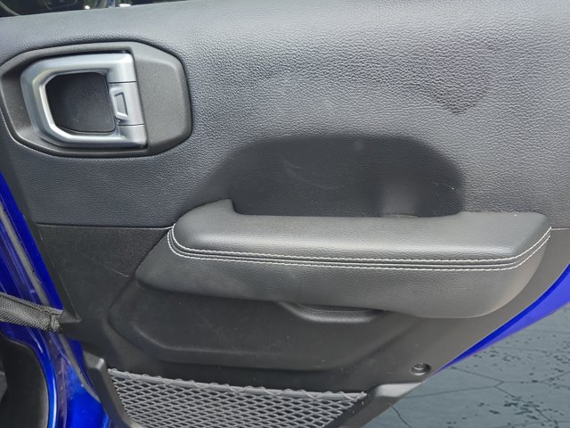 Used 2019 Jeep Wrangler Unlimited Sahara AWD/4WD image 20