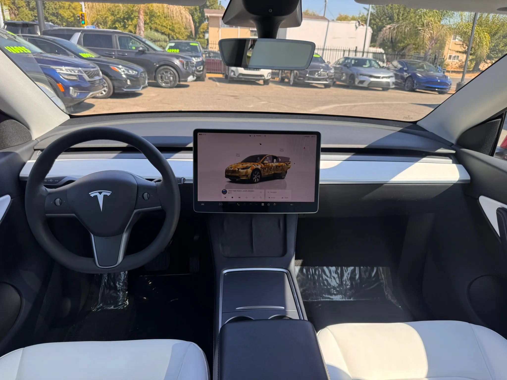 Used 2022 Tesla Model Y Long Range AWD/4WD image 18