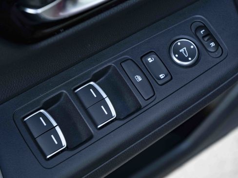 Used 2026 Honda CR-V EX-L image 37