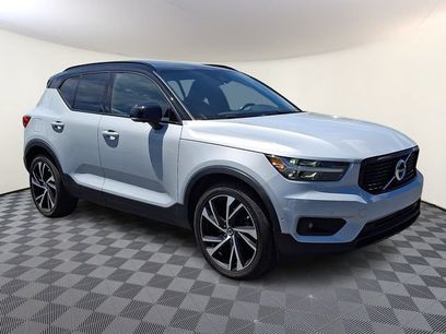 Used 2020 Volvo XC40 T5 R-Design w/ Protection Package