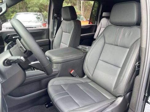 New 2026 Chevrolet Suburban RST w/ Comfort Package AWD/4WD image 14
