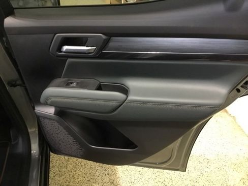 New 2026 GMC Terrain AT4 w/ Convenience Package III image 53