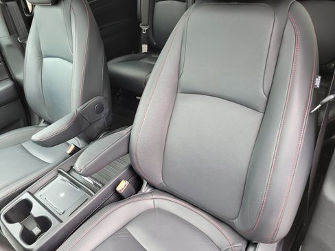 Used 2025 Honda Odyssey Sport-L image 11