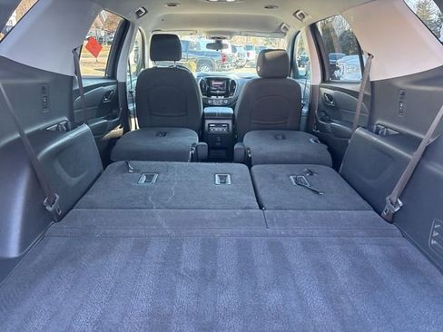 Used 2021 Chevrolet Traverse LT w/ LPO, 'HIT The Road' Package image 18