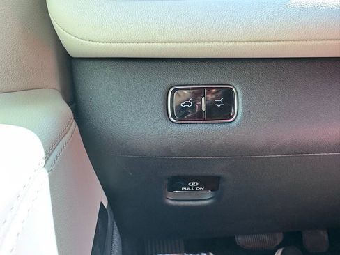 New 2026 Lincoln Navigator L Reserve AWD/4WD image 28