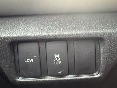 Used 2014 Honda Crosstour EX-L image 29