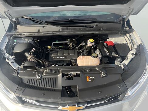 Used 2020 Chevrolet Trax LS w/ Tint and Cruise Package image 16