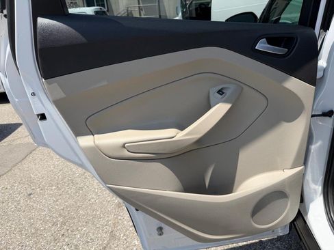 Used 2017 Ford Escape SE AWD/4WD image 33
