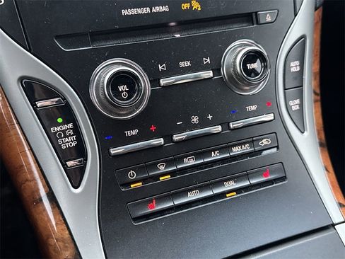 Used 2019 Lincoln Nautilus Select image 16