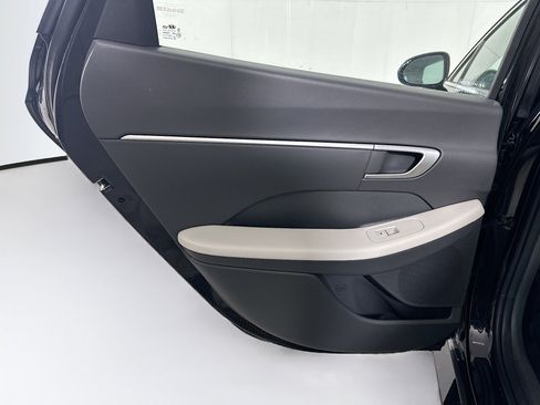 Used 2025 Hyundai Sonata SEL FWD image 26