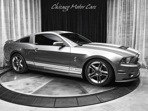 Used 2010 Ford Mustang Shelby GT500 image 6