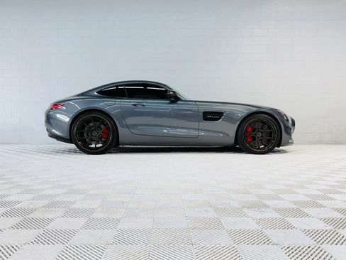 Used 2016 Mercedes-Benz AMG GT S image 3