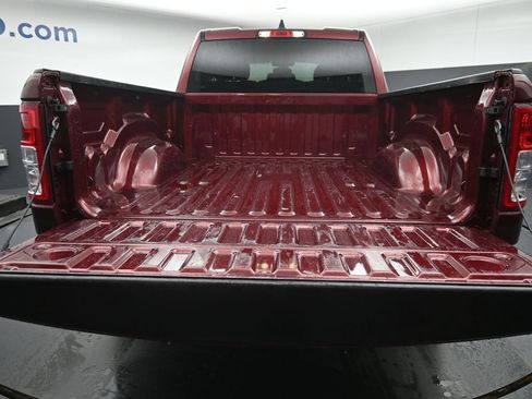 Used 2022 RAM 1500 Big Horn AWD/4WD image 11