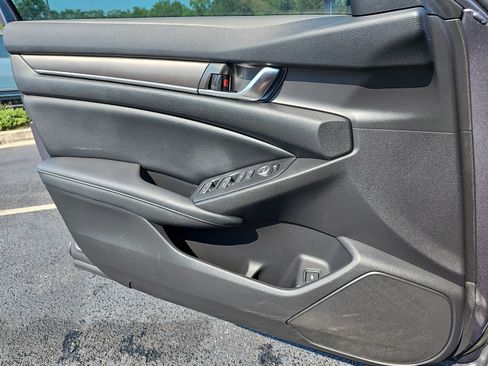 Used 2021 Honda Accord LX image 30