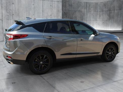 Used 2025 Acura RDX SH-AWD image 5