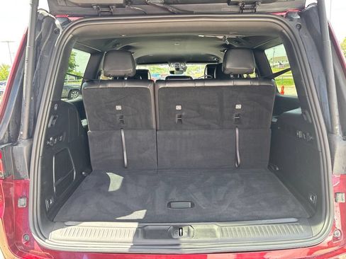 Used 2022 Jeep Wagoneer Series II AWD/4WD image 39