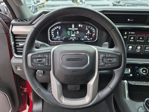 Used 2024 GMC Sierra 1500 Denali AWD/4WD image 25