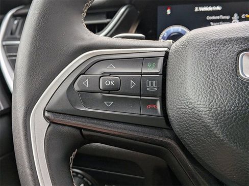 Used 2023 Jeep Grand Cherokee Altitude image 29