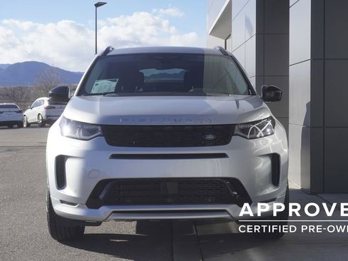 Used 2025 Land Rover Discovery Sport S image 5