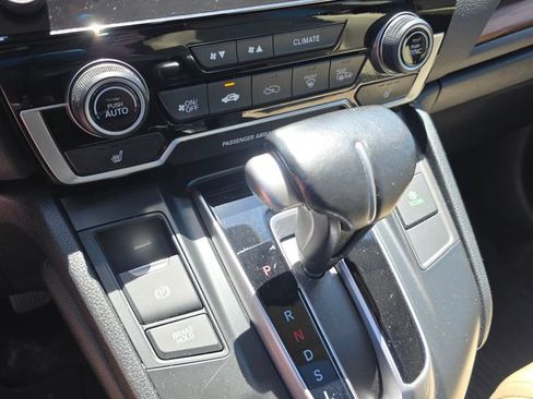 Used 2017 Honda CR-V Touring image 19