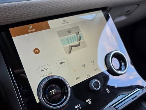 Used 2022 Land Rover Range Rover Velar S image 31