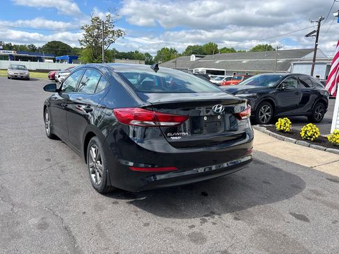 Used 2018 Hyundai Elantra Value Edition FWD image 6