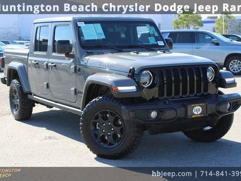 Used 2023 Jeep Gladiator Willys image 1
