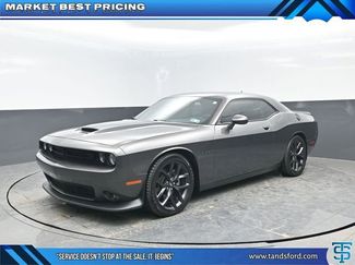 Used 2022 Dodge Challenger R/T w/ Driver Convenience Group video 1