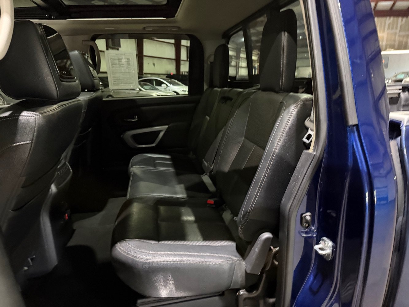 Used 2020 Nissan Titan SL w/ Moonroof Package AWD/4WD image 18