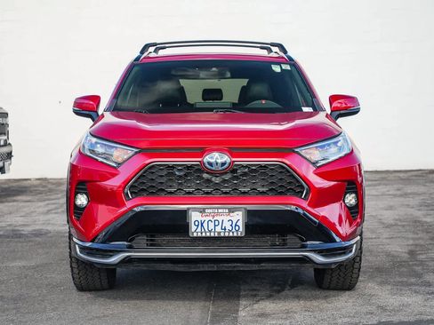 Used 2021 Toyota RAV4 SE w/ Weather & Moonroof Package image 2