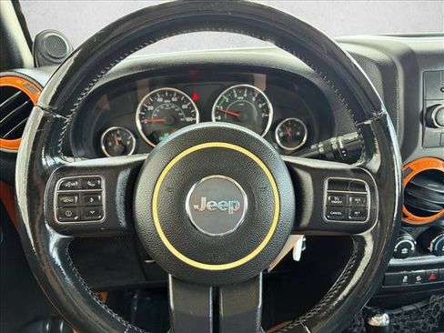 Used 2013 Jeep Wrangler Sport w/ Connectivity Group AWD/4WD image 8