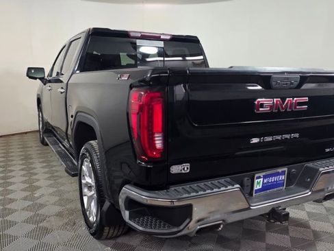 Used 2019 GMC Sierra 1500 SLT w/ SLT Premium Package AWD/4WD image 4