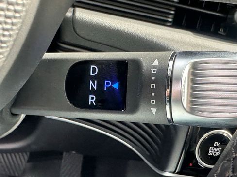 Certified 2025 Hyundai Ioniq 5 SE image 30