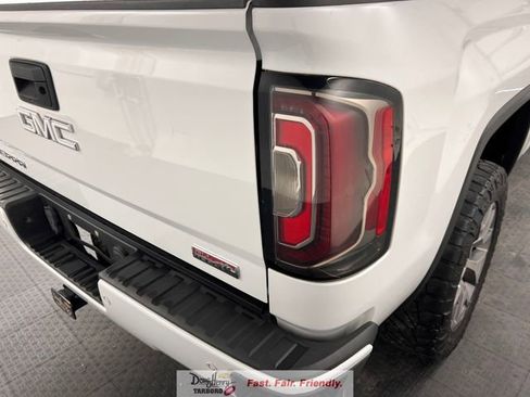 Used 2017 GMC Sierra 1500 SLT AWD/4WD image 14