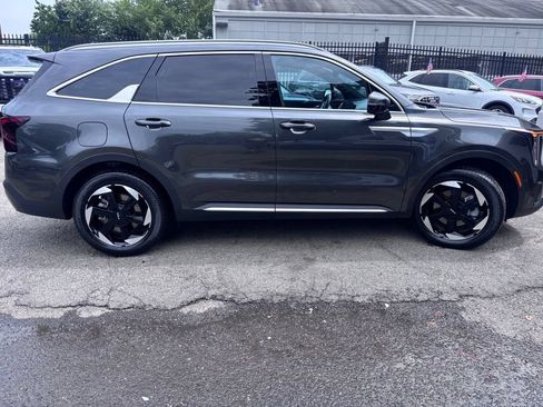 Used 2025 Kia Sorento SX Prestige AWD/4WD image 5