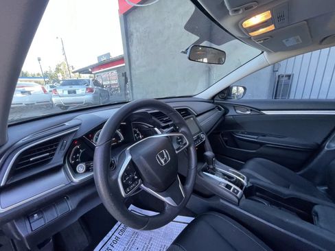 Used 2016 Honda Civic EX image 10