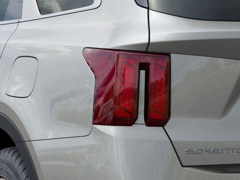 New 2026 Kia Sorento S w/ S Panoramic Sunroof Package FWD image 11