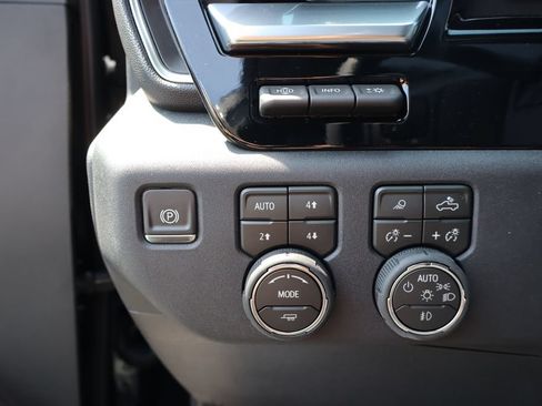 New 2026 Chevrolet Silverado 2500 LTZ w/ LTZ Convenience Package AWD/4WD image 9
