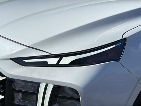 Used 2023 Hyundai Santa Fe SEL AWD/4WD image 9