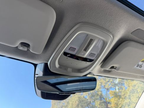 New 2026 Volvo XC40 B5 Ultra w/ Climate Package image 16