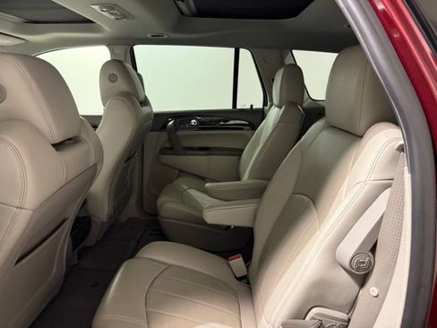 Used 2015 Buick Enclave Leather FWD image 23