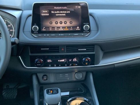 New 2026 Nissan Rogue SV image 10