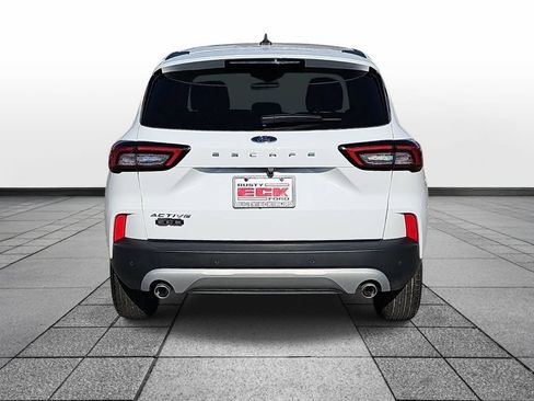 Used 2025 Ford Escape Active w/ Tech Pack #1 FWD image 6