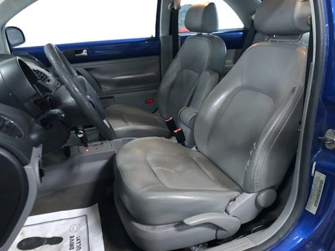 Used 2007 Volkswagen Beetle Coupe w/ Package 1 image 12