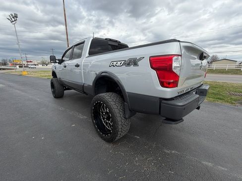 Used 2018 Nissan Titan PRO-4X w/ Pro-4x Utility Package image 5