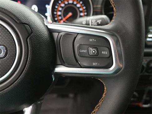 Used 2023 Jeep Gladiator Overland image 28