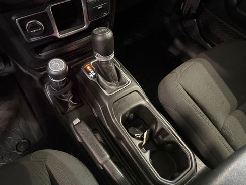 Used 2020 Jeep Wrangler Unlimited Sport AWD/4WD image 45