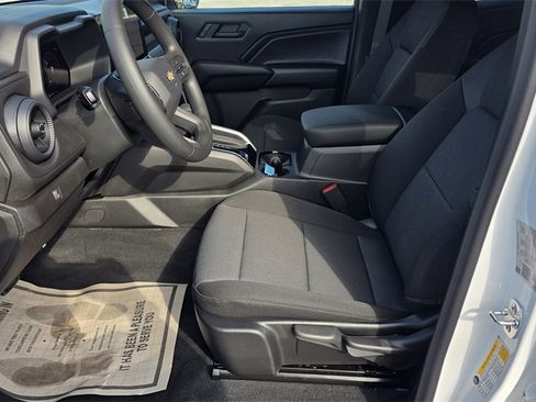 New 2026 Chevrolet Colorado W/T image 14